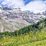 Aparthotel Alta Luce Mountain