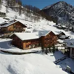 Apartmanhotel Alta Luce Mountain 3*