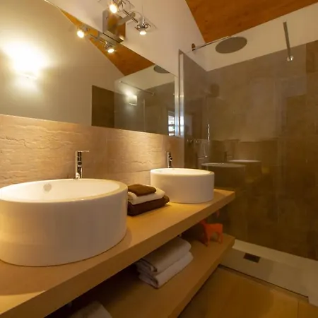 מלון דירות Alta Luce Mountain Gressoney-la-Trinité