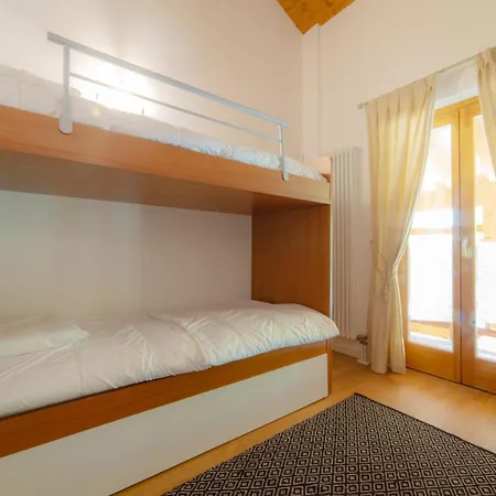 Alta Luce Mountain מלון דירות Gressoney-la-Trinité