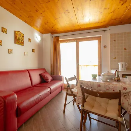 Alta Luce Mountain Aparthotel 3*