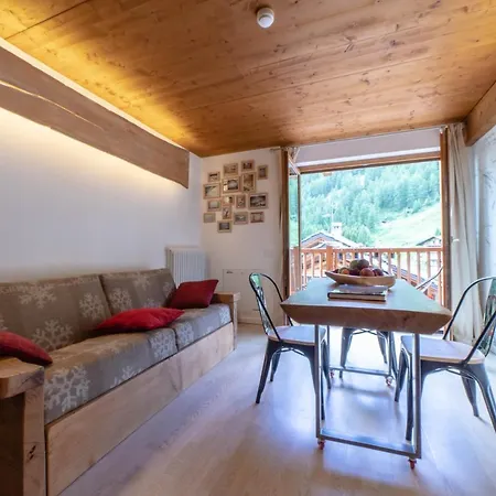 Lägenhetshotell Alta Luce Mountain 3*