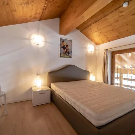 Alta Luce Mountain מלון דירות Gressoney-la-Trinité