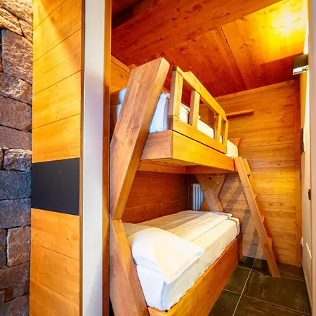 Lägenhetshotell Alta Luce Mountain 3*