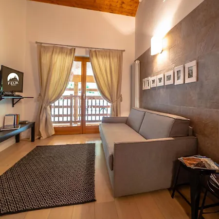 Alta Luce Mountain מלון דירות Gressoney-la-Trinité