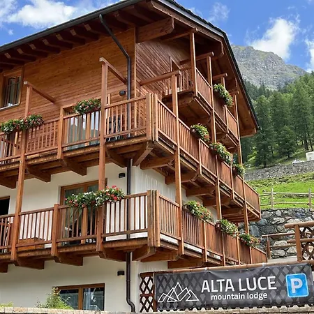 Alta Luce Mountain Lägenhetshotell