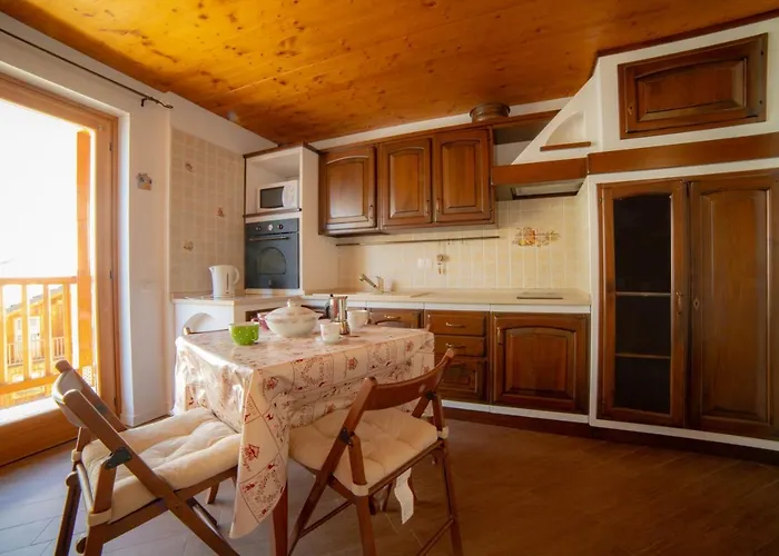 Aparthotel Alta Luce Mountain Gressoney-La-Trinite